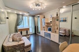 2-х комн с ремонтом у м ул.1905г